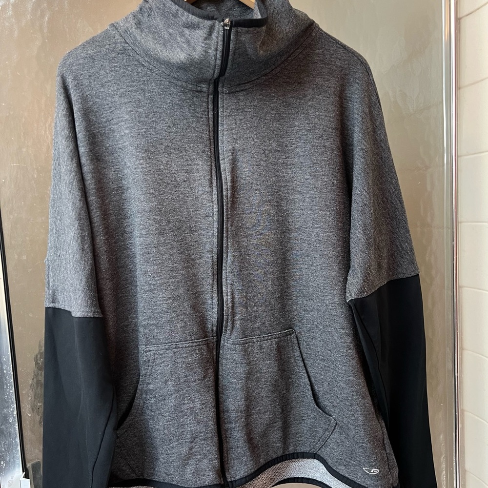 C9 Champion Zipper Sweatshirt, size XL